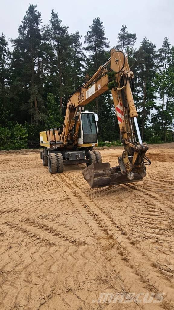 Liebherr 904 Excavatoare cu roti