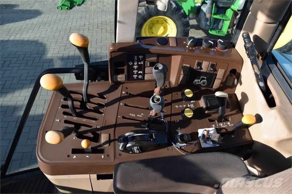 John Deere 6510 Tractoare