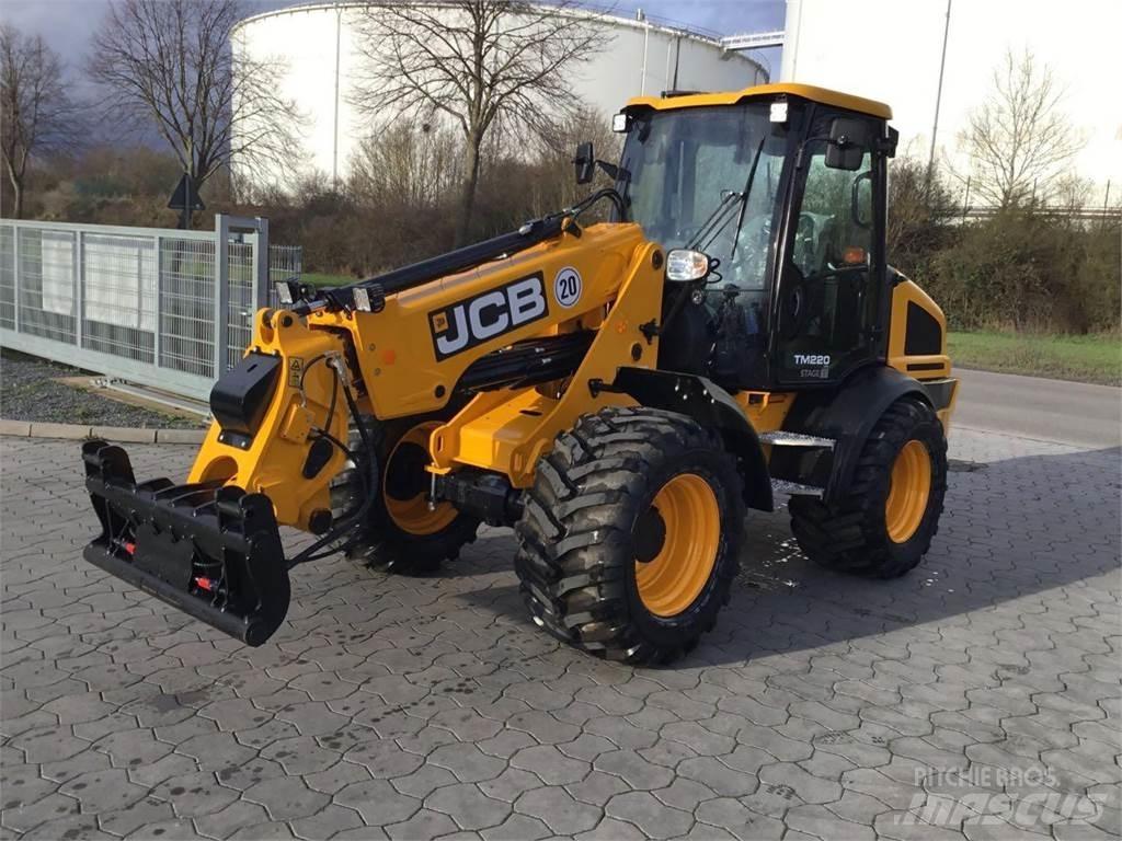 JCB TM 220 Agri Nacele cu brat telescopic
