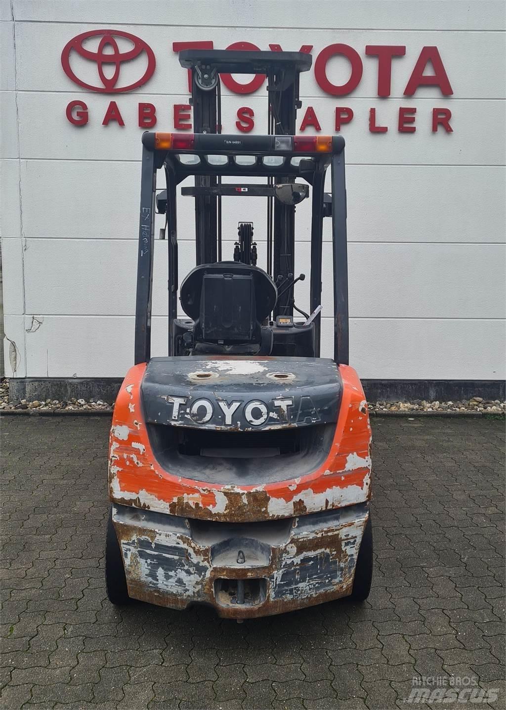 Toyota 02-8FDF30 Stivuitor diesel