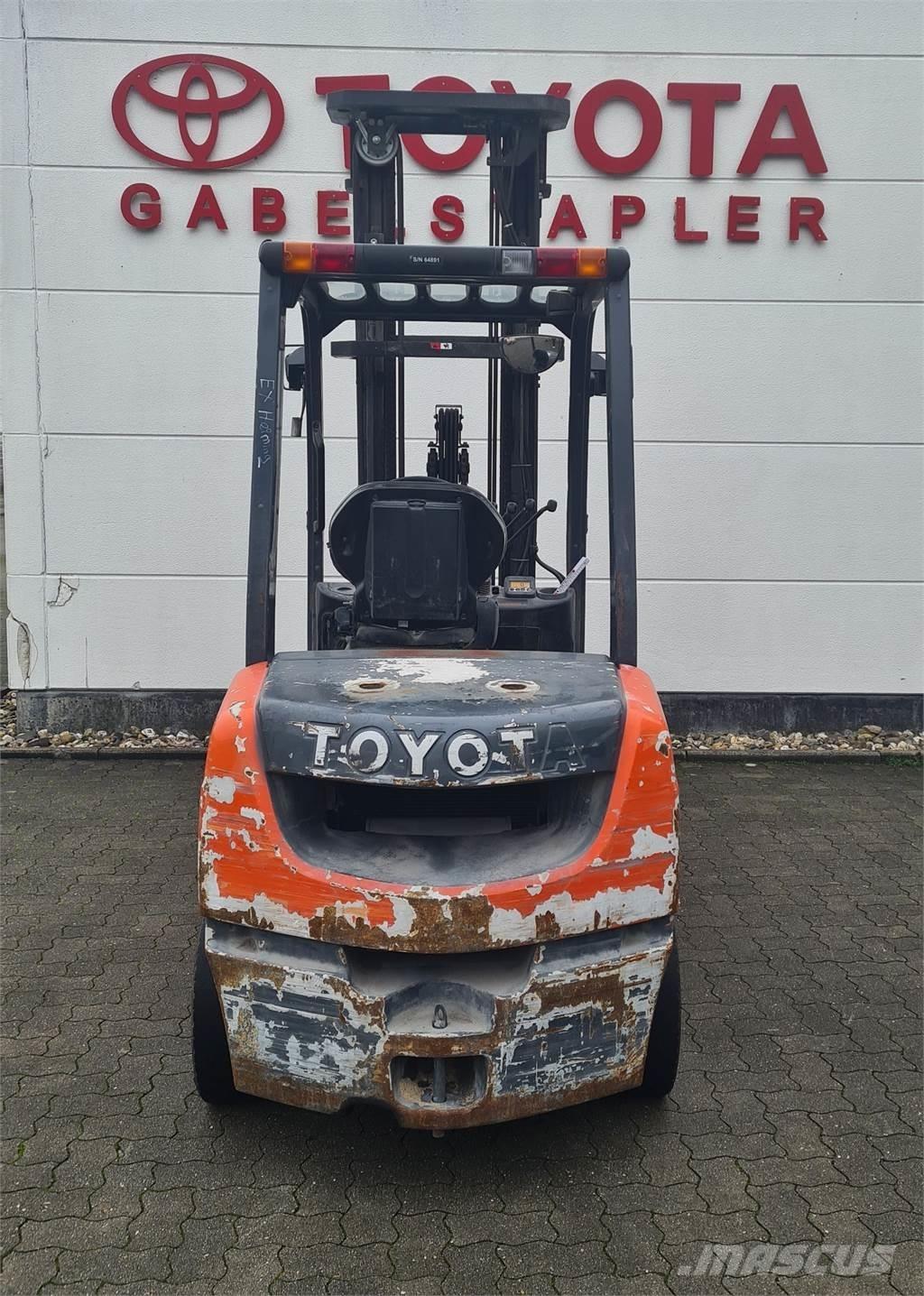 Toyota 02-8FDF30 Stivuitor diesel