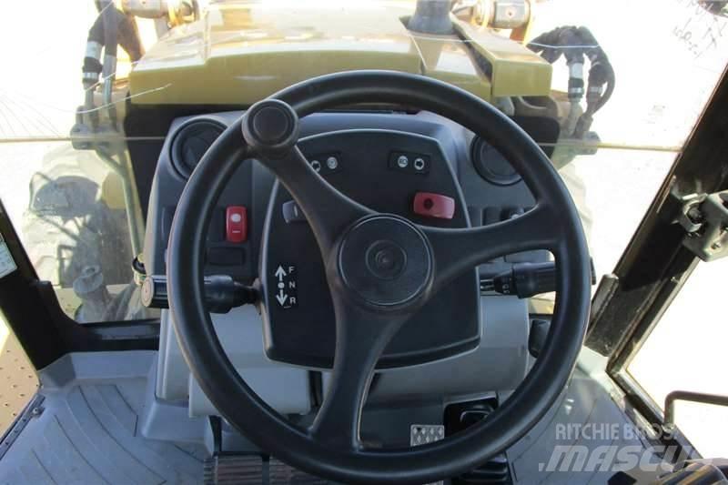 CAT 428F Buldoexcavatoare