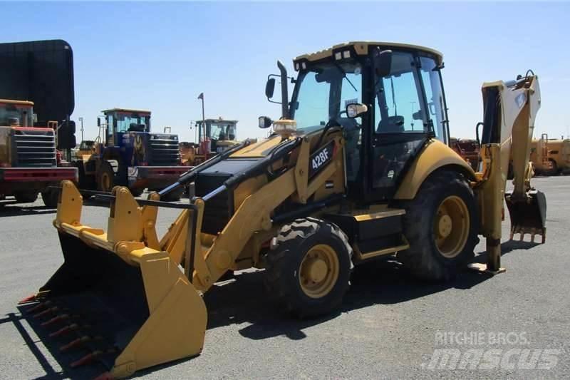 CAT 428F Buldoexcavatoare