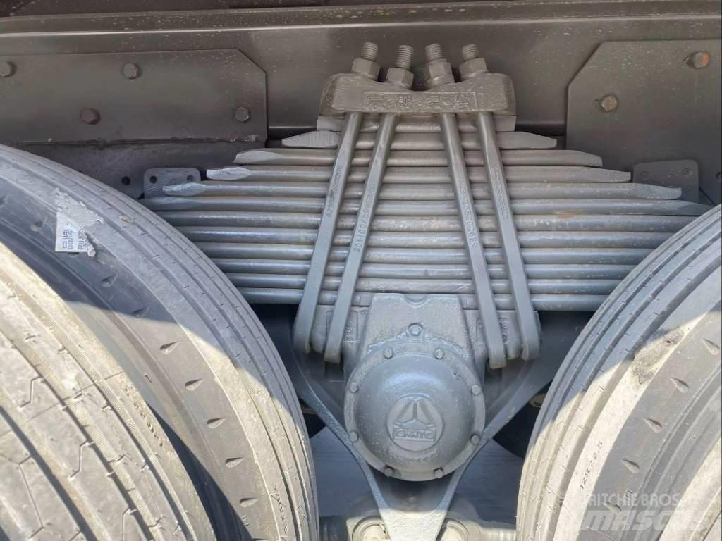 Howo 371 8x4 Autobasculanta
