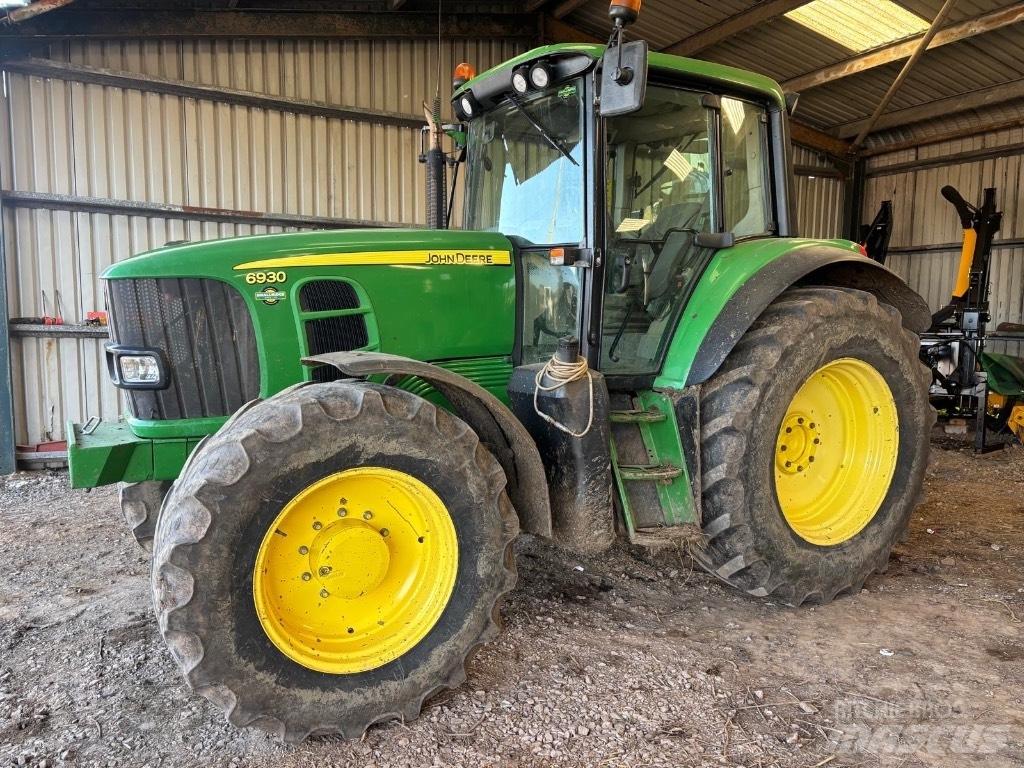 John Deere 6930 Tractoare