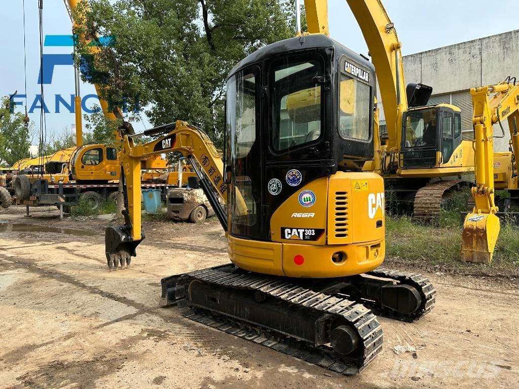 CAT 303 CR Excavatoare pe șenile
