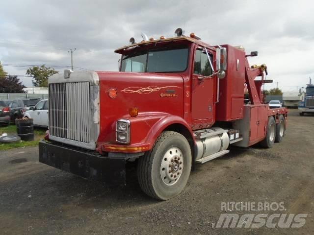 International 9300 Vehicule de recuperare