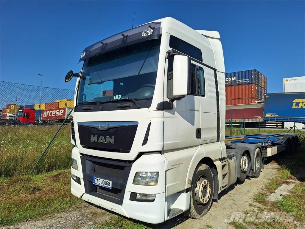 MAN TGX 26.440 6X2 Autotractoare