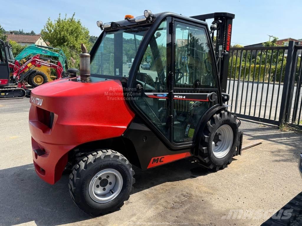 Manitou MC 25 Masini de teren dificil