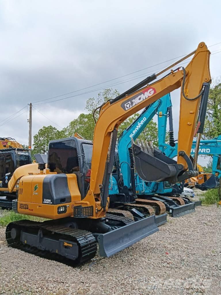 XCMG XE 60 DA Mini excavatoare < 7t