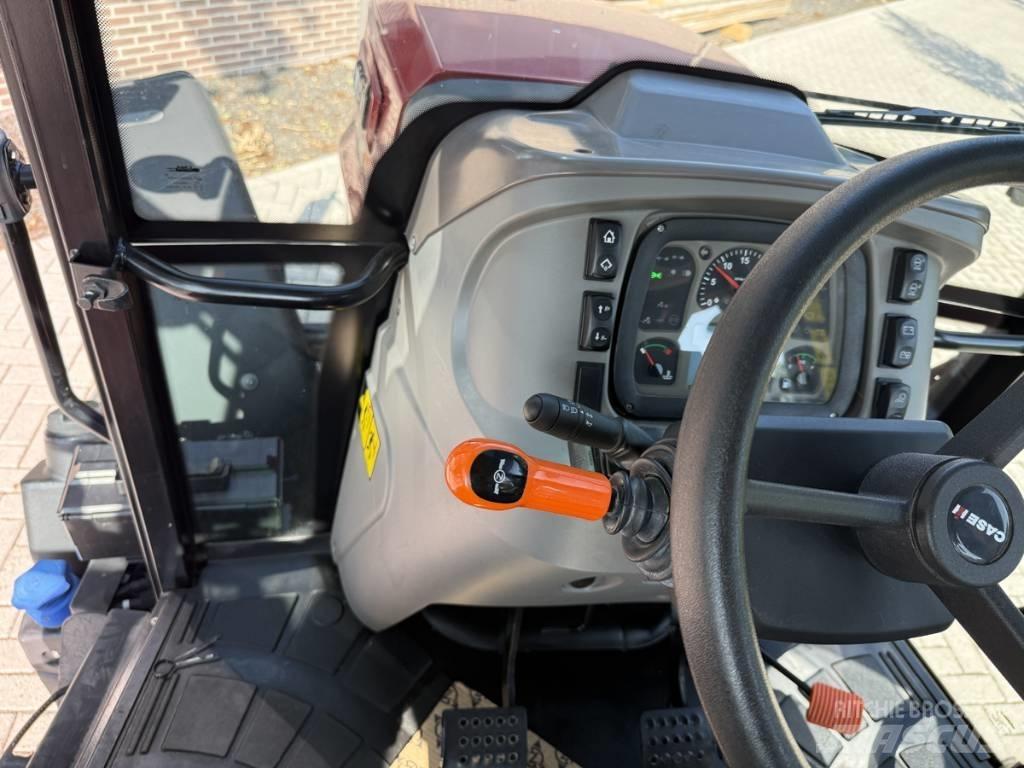 CASE Farmall 100x Tractoare