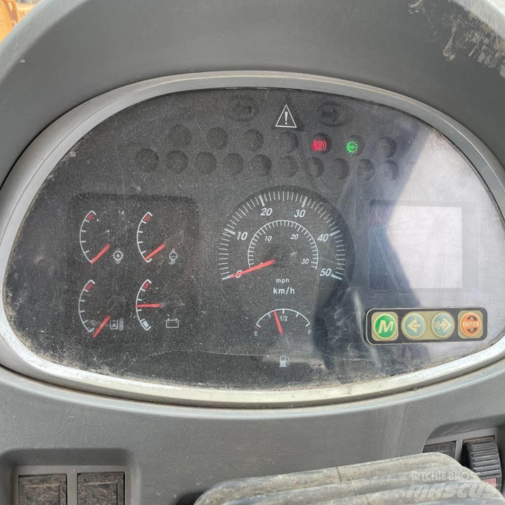 Hyundai HL 757-7 A Incarcator pe pneuri