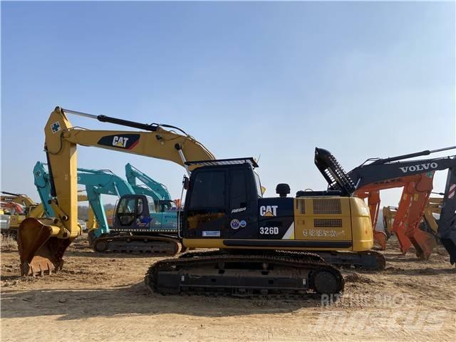 CAT 326D Excavatoare pe șenile
