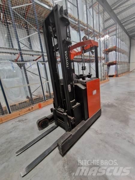 Toyota 7FBRE14N Transpaleti autopropulsanti