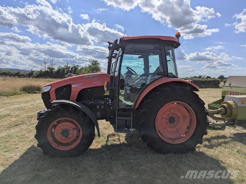 Kubota M 5-111 Tractoare