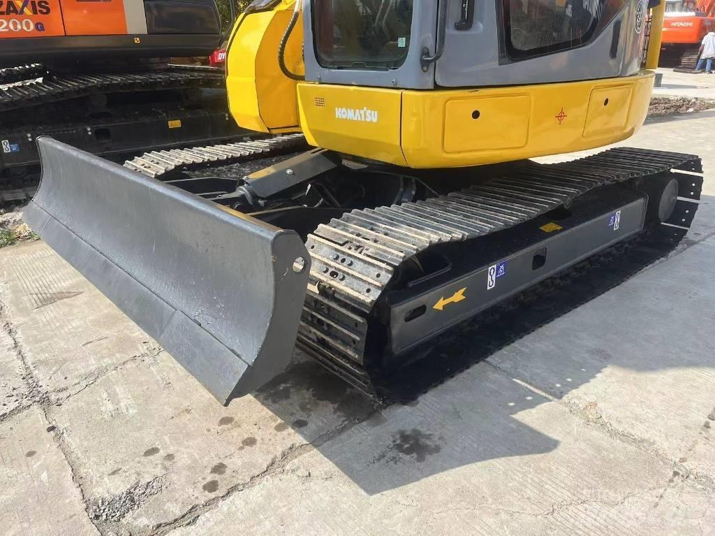 Komatsu PC78 Excavatoare pe șenile
