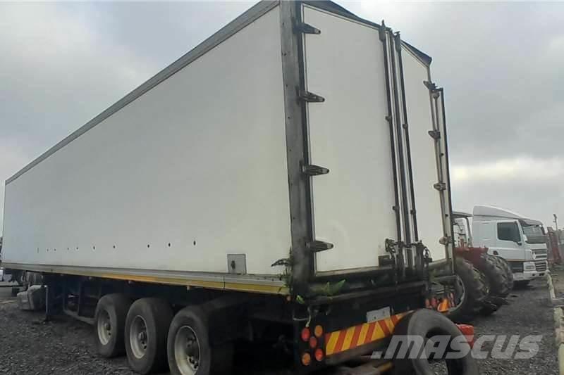  TRAILER 10002000 Altele