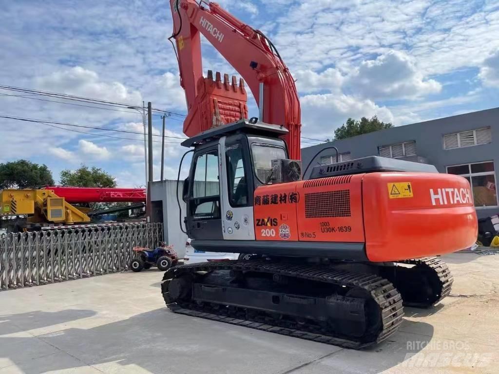 Hitachi ZX200 Excavatoare pe șenile
