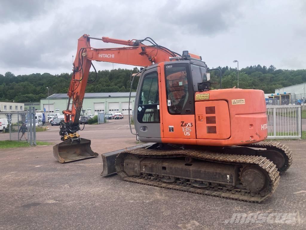 Hitachi ZX 135 US Excavatoare pe șenile
