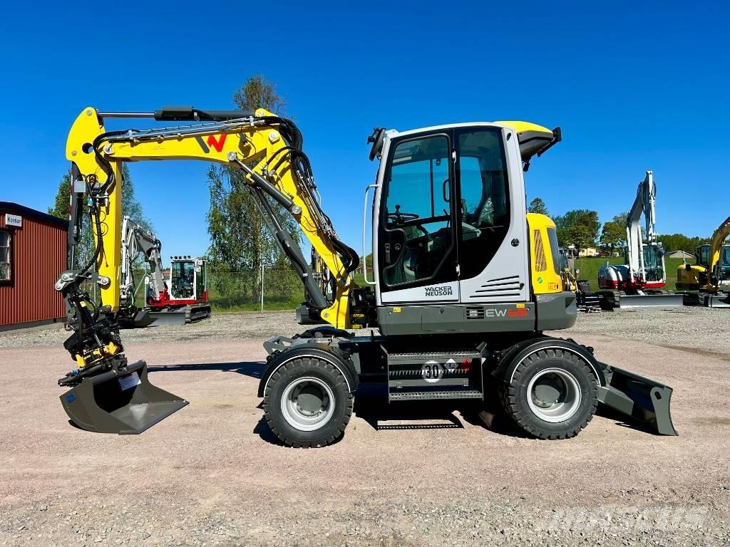 Wacker Neuson EW65 Excavatoare cu roti