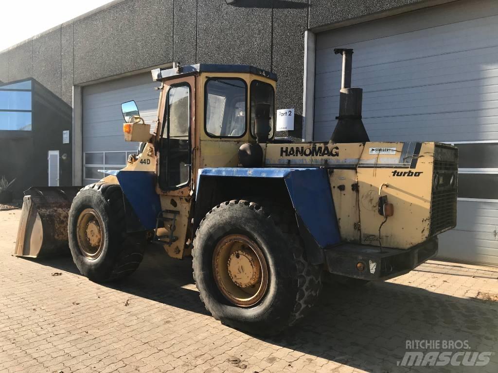 Hanomag 44D Incarcator pe pneuri