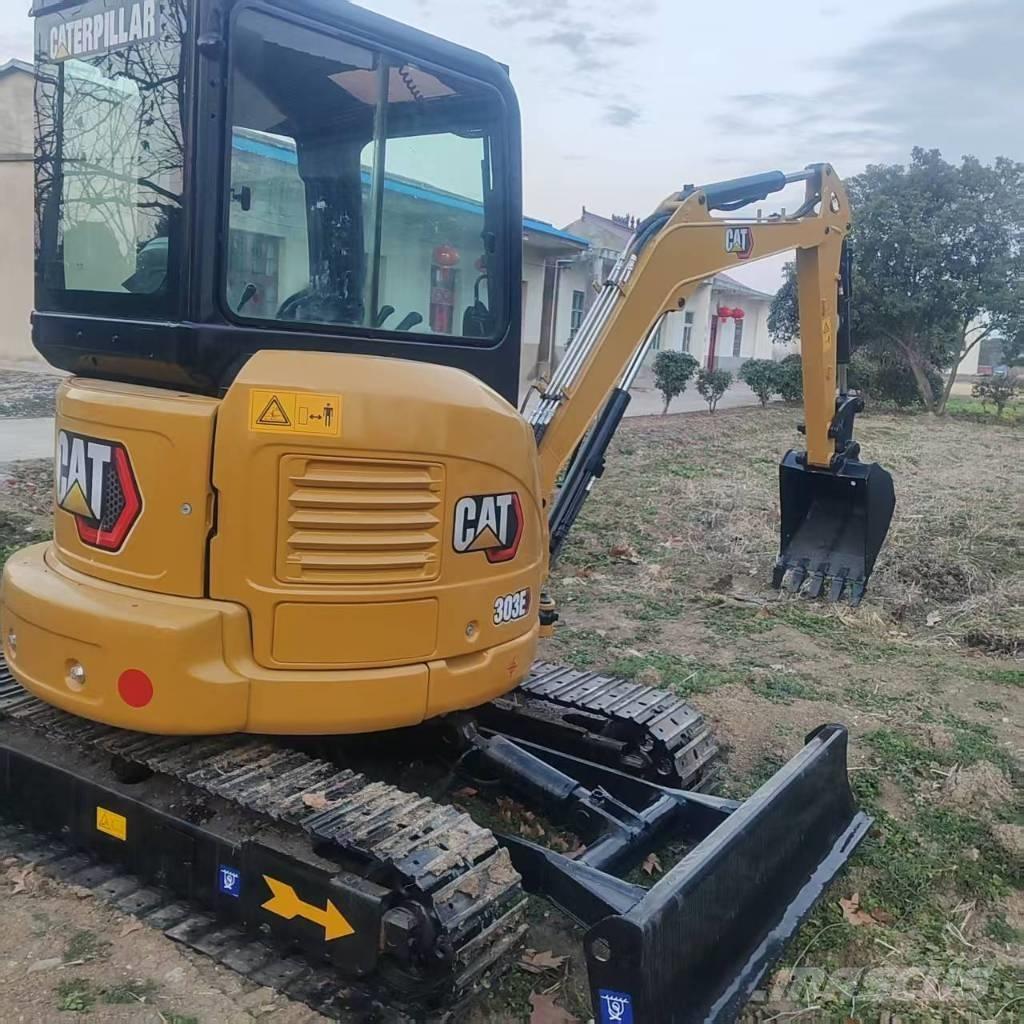 CAT 303 E Excavatoare pe șenile
