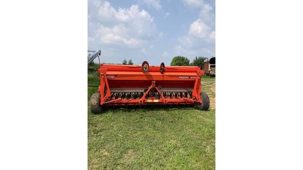 Kuhn 4000 Perforatoare