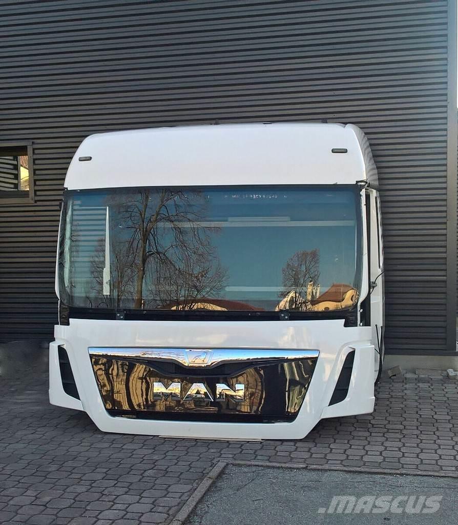 MAN TGX XLX EURO 6 Cabine si interior