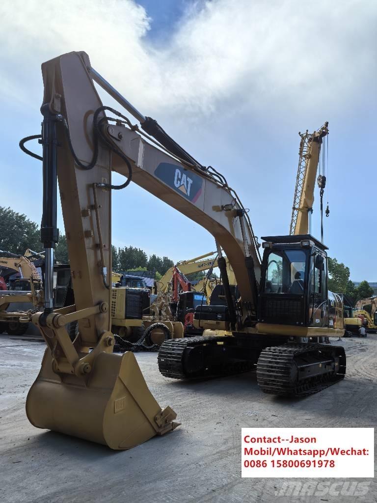 CAT 320D2 Excavatoare pe șenile
