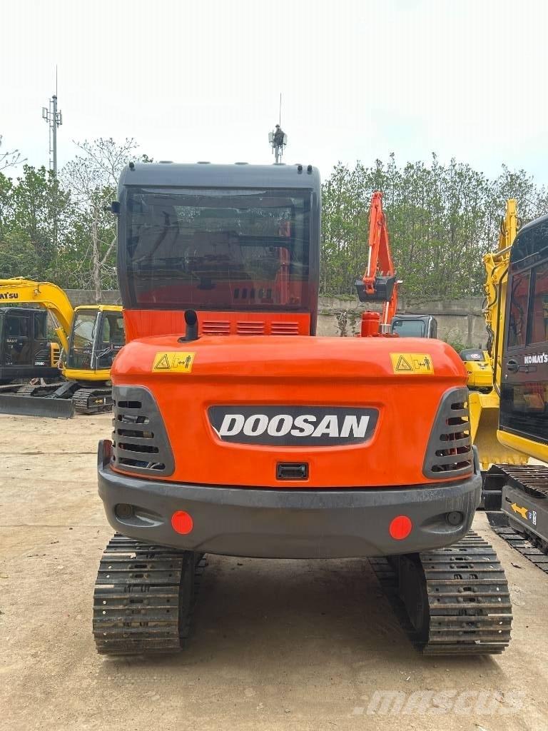 Doosan DX 60-9 C Excavatoare pe șenile
