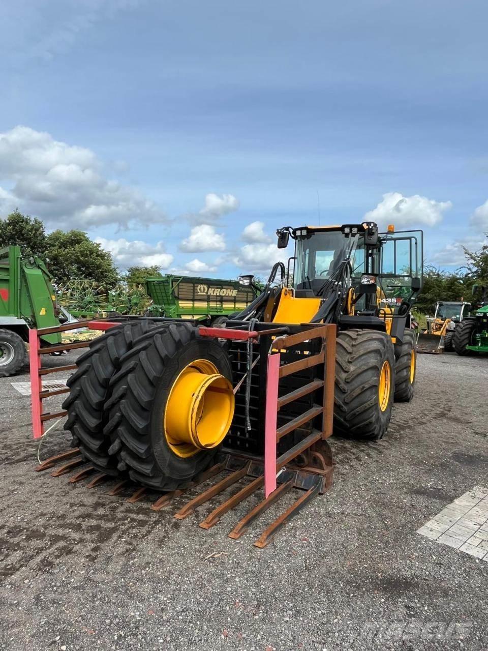 JCB 435 S Incarcator pe pneuri