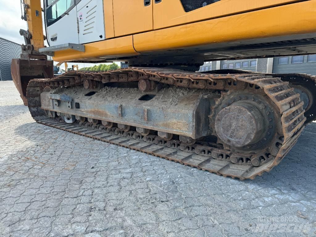 Liebherr R946 LC Excavatoare pe șenile

