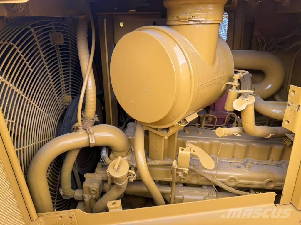 CAT D 6 R Buldozere pe senile