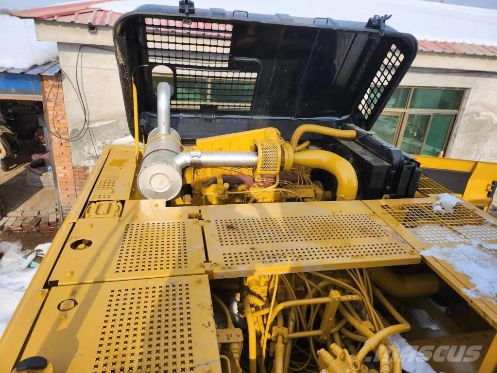 CAT 330B Excavatoare pe șenile
