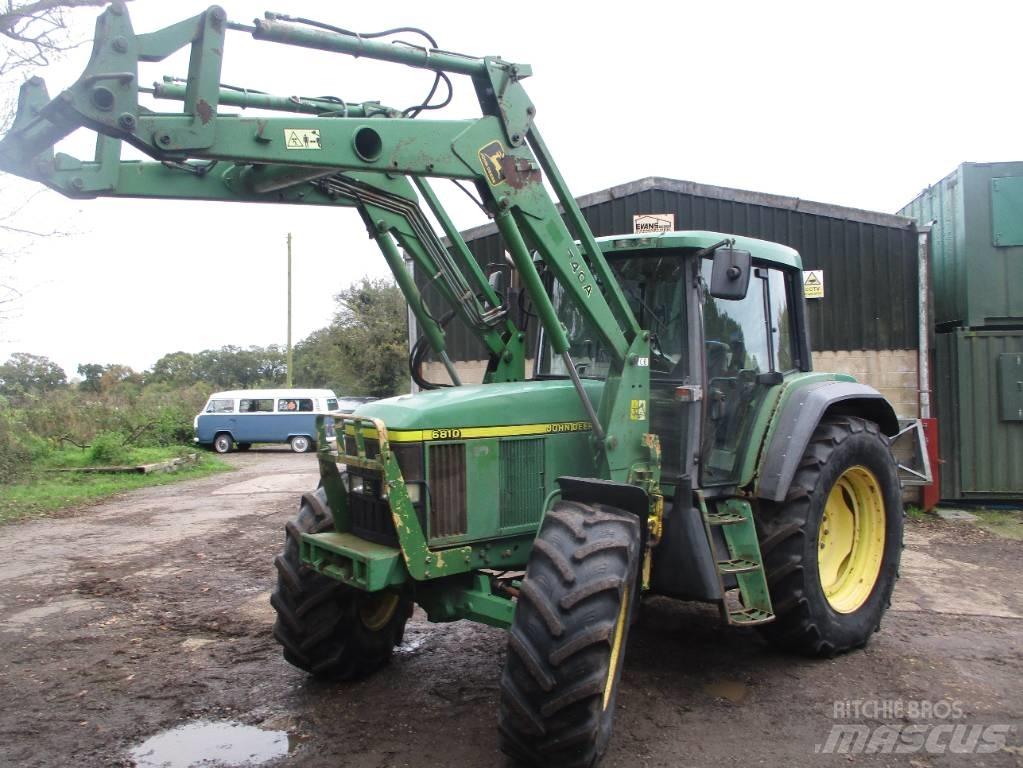 John Deere 6810 Tractoare