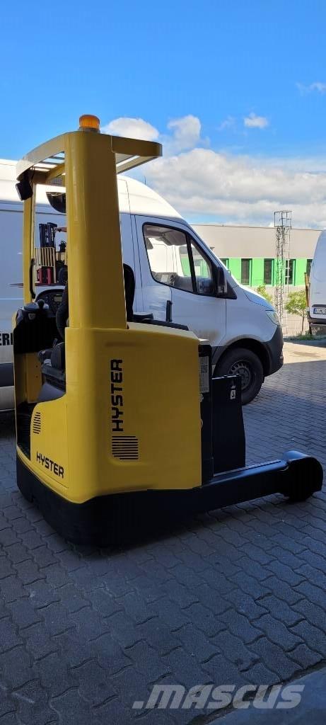 Hyster R 1.4 Stivuitor cu catarg retractabil