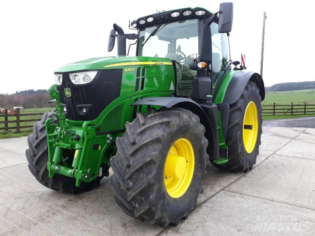John Deere 6250 R Tractoare