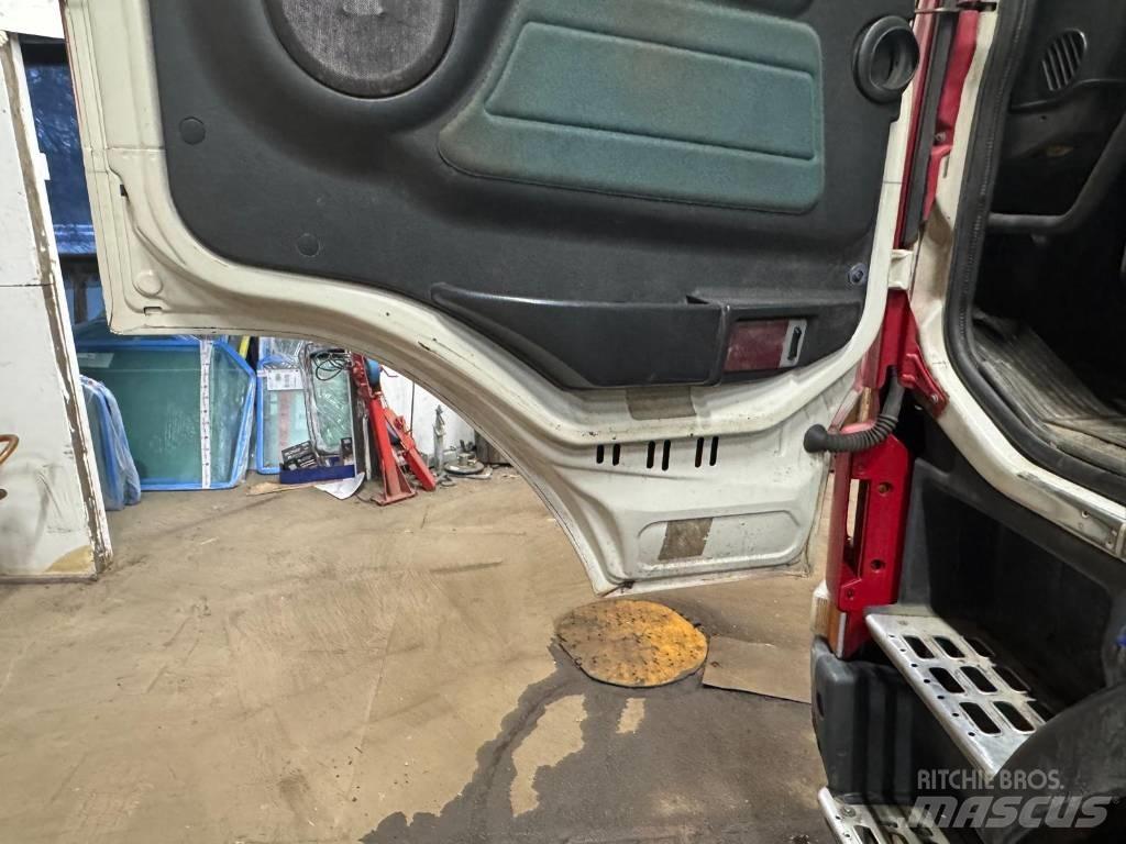 Volvo fm12 Camion cu carlig de ridicare