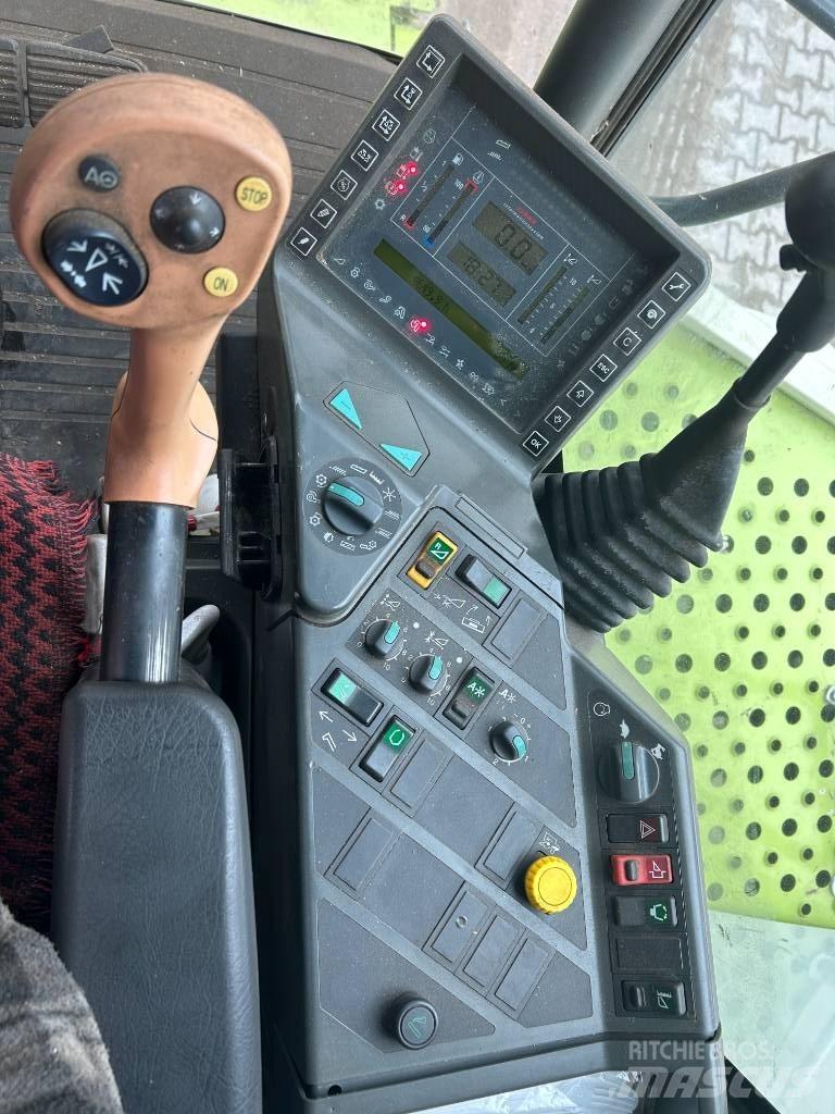 CLAAS Lexion 460 Combine de secerat