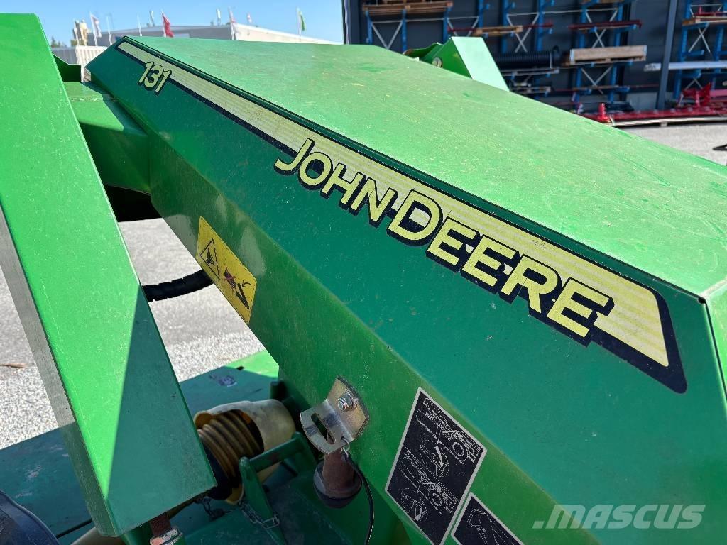 John Deere 131 Cositoare de iarba cu umidificator
