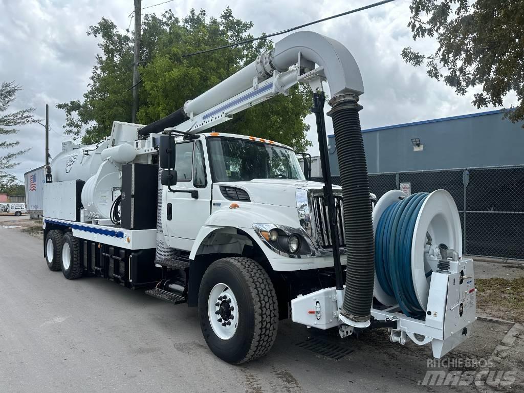International 7500 Camion vidanje