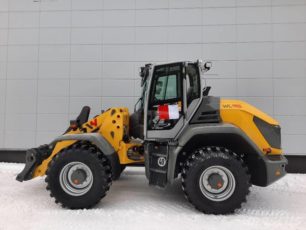 Wacker Neuson WL 95 Incarcator pe pneuri