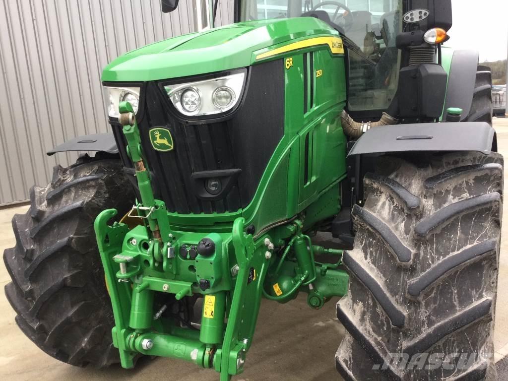 John Deere 6R250 Tractoare