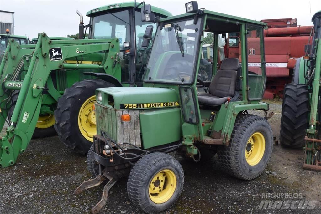 John Deere 755 Tractoare