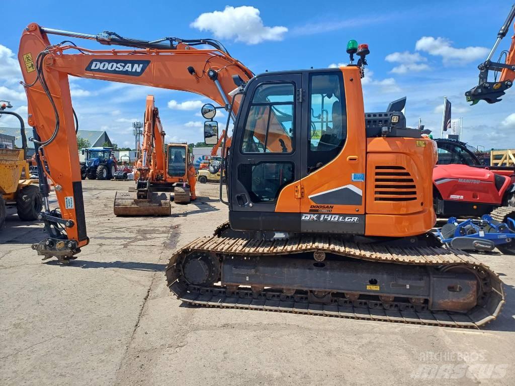 Doosan DX140LC-7K Excavatoare pe șenile

