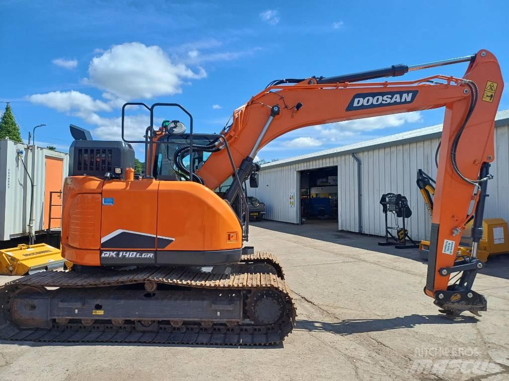 Doosan DX140LC-7K Excavatoare pe șenile
