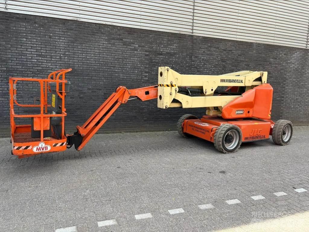 JLG E450AJ Nacele cu brat articulat