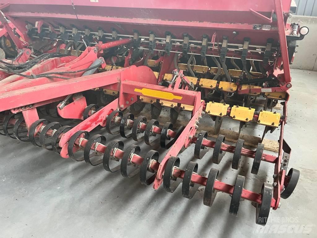 Väderstad Rapid400C Semanatoare