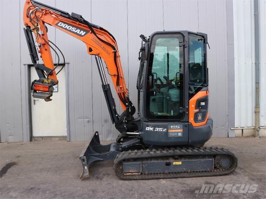 Doosan DX35Z-7 Mini excavatoare < 7t