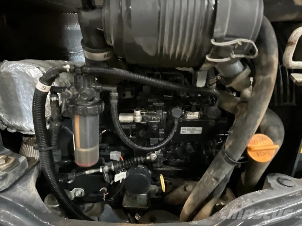 Komatsu PC 26 MR-3 Mini excavatoare < 7t